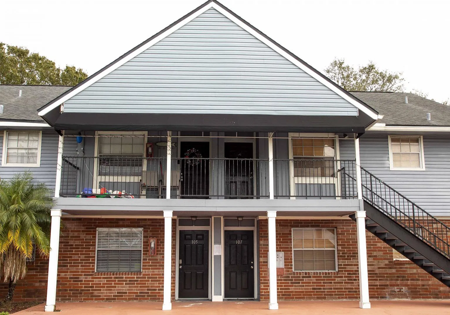 1 bed, 762 sqft, $1,300 — Photo 1