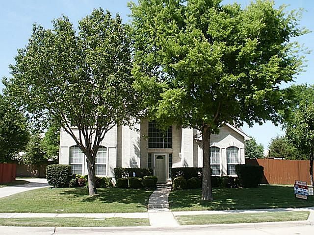 1st image of 668 Forest Hill Dr
