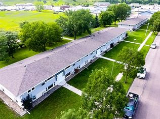 648 11th Ave SW APT 4, Valley City, ND 58072