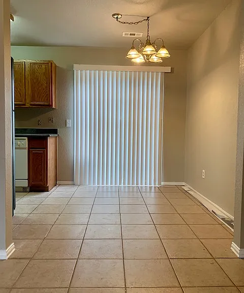 3577 Hemlock Pl — Photo 3