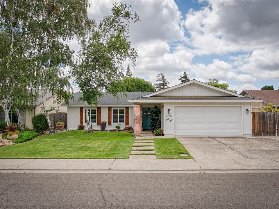 1st image of 2738 Lucile Ave