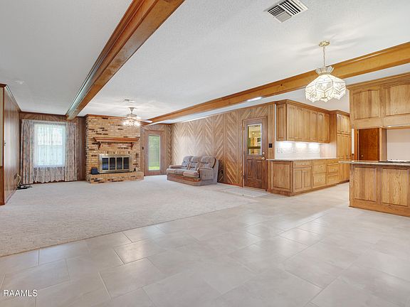 4th image of 106 Kaiser Dr