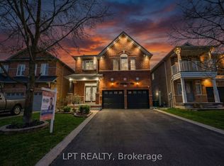 54 Delphinium Way, Brampton, ON L7A 0N4