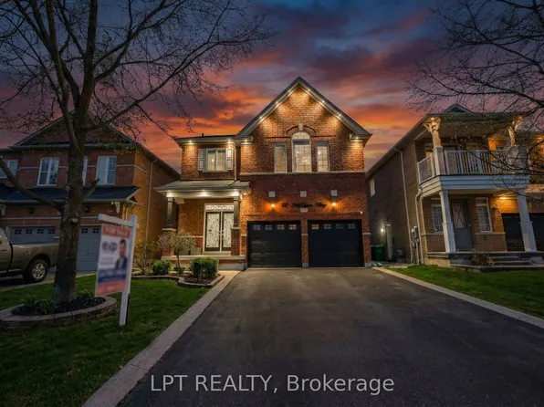 54 Delphinium Way, Brampton, ON L7A 0N4