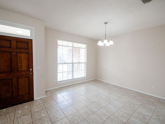 3rd image of 4335 Hidden Lakes Dr