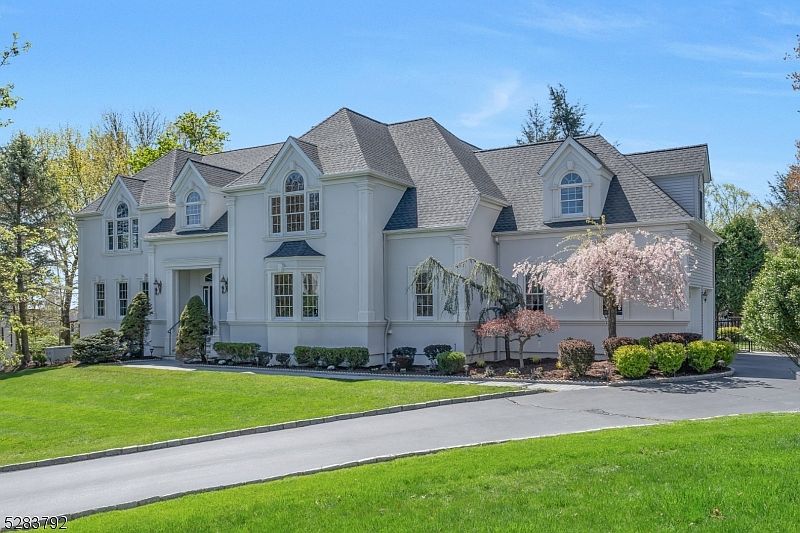 1st image of 14 Scenic Ct