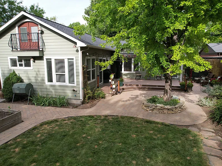 1003 N Marshall St — Photo 36