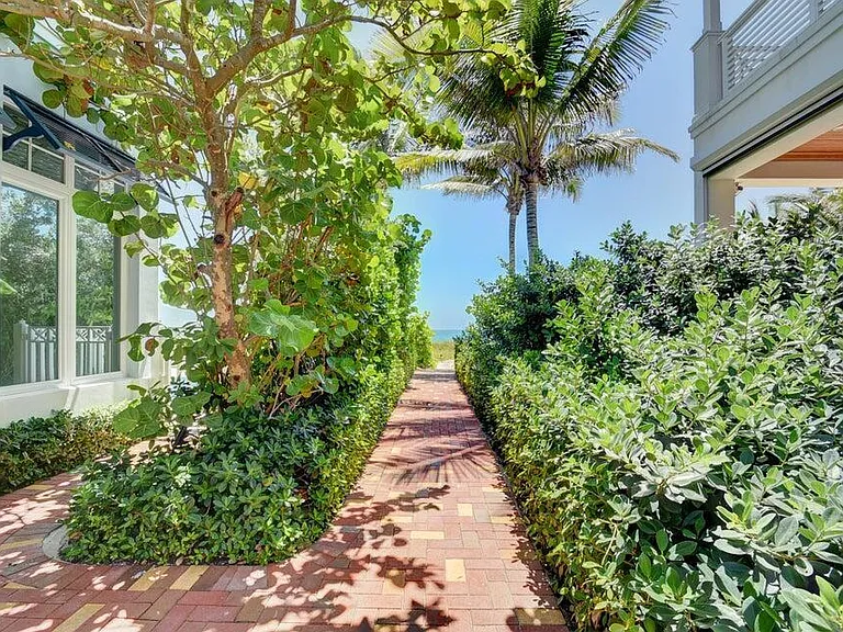 2225 S Ocean Blvd — Photo 15