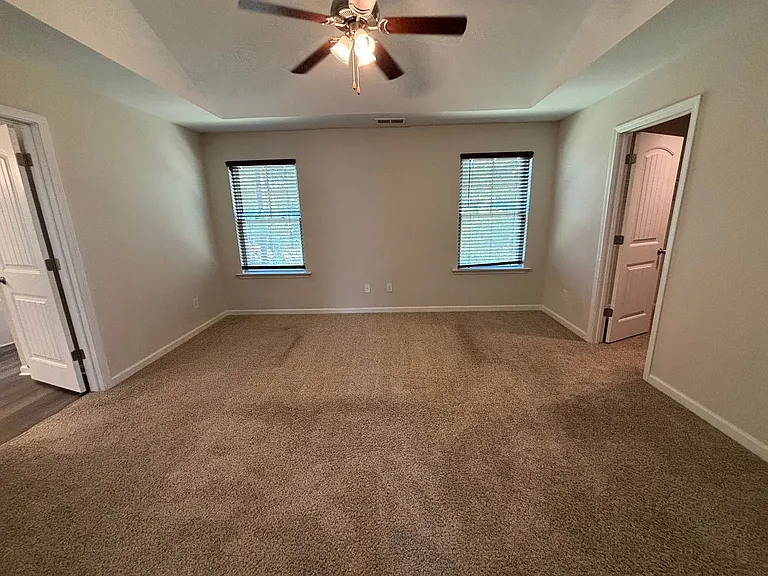377 Baymont Dr — Photo 14