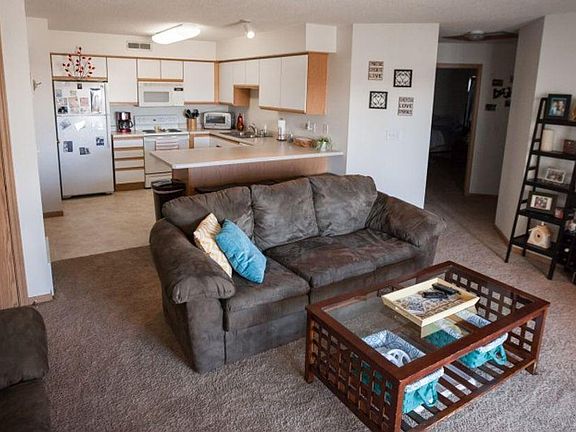 4th image of 2868 Coral Ct APT 303