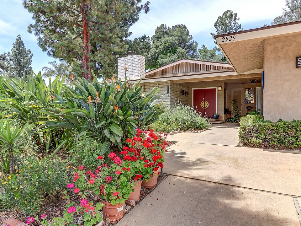 1st image of 2529 San Andres Way