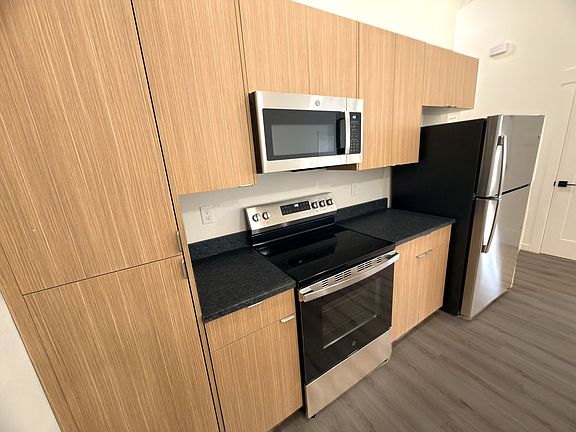 2nd image of 1180 37th Ave #1182