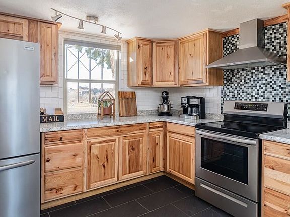 2nd image of 4525 Goodnight Ave
