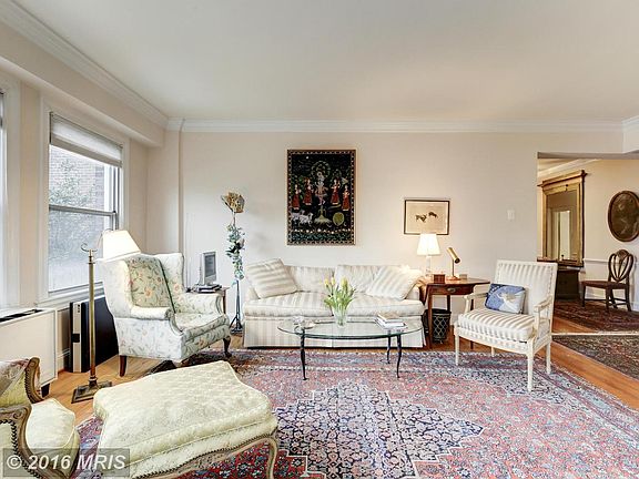 5th image of 4000 Cathedral Ave NW APT 304B