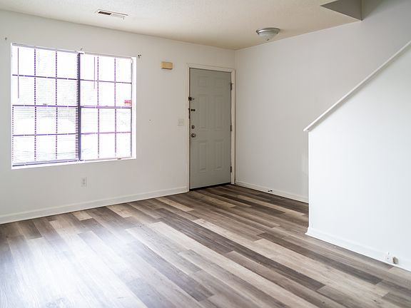 3rd image of 106A Kimeran Ln