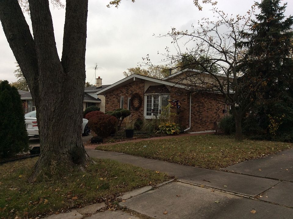1st image of 270 Bradley Dr