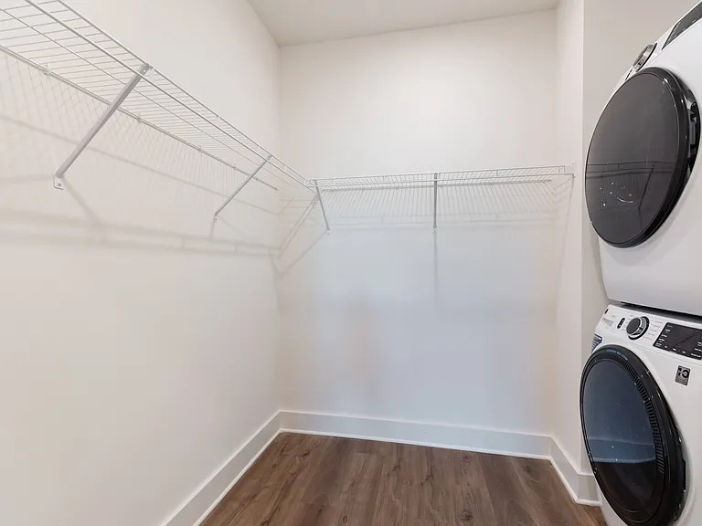 Spring Street Apartments — Photo 18