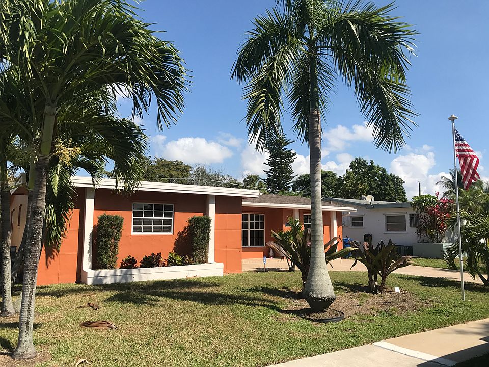 1st image of 9261 NW 25th St
