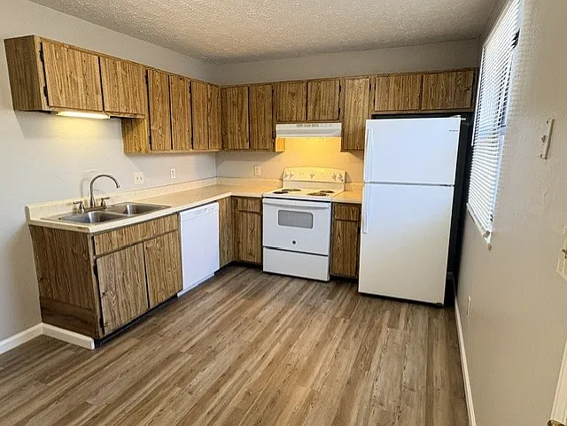 1028 Belle Valley Dr #6 — Photo 9