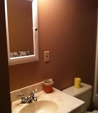 3rd image of 148 Chapel Hill Dr N