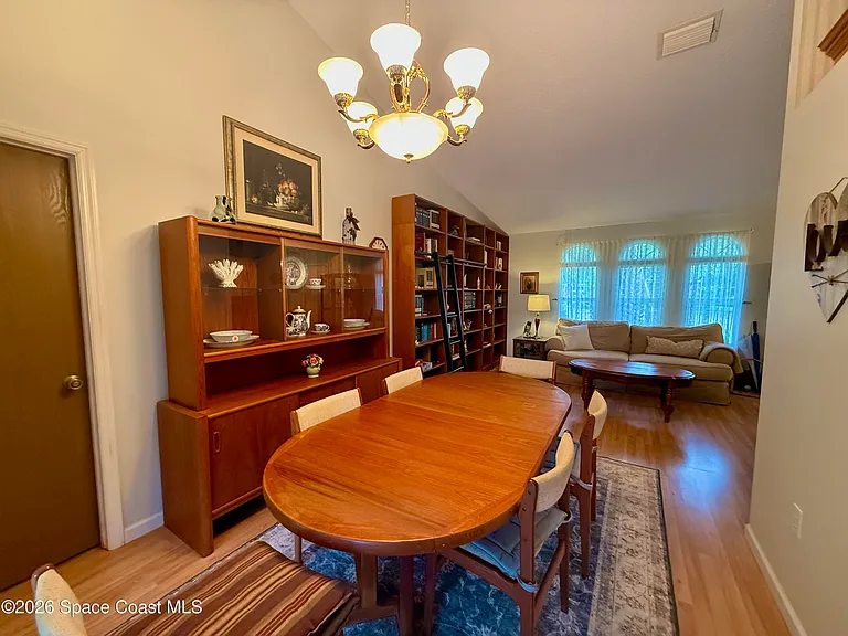 106 Delvalle St — Photo 18
