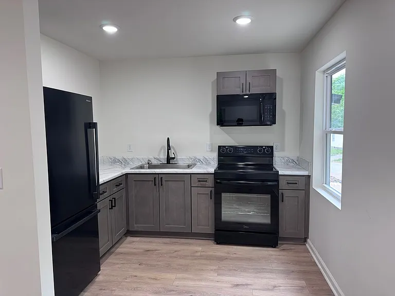 23 Proctor Dr — Photo 3