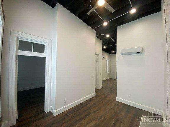 4th image of 2151 Colerain Ave #301