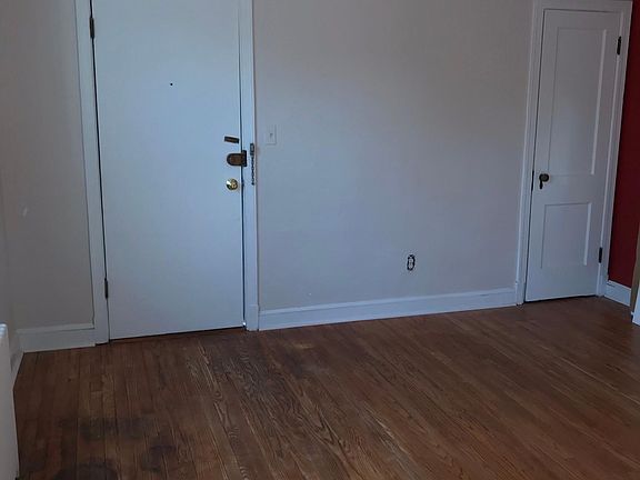 2nd image of 4515 Avondale St #1-3