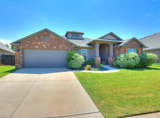 18801 Vivo Dr, Edmond, OK 73012