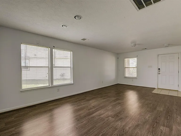 834 Sweet Flower Dr — Photo 4