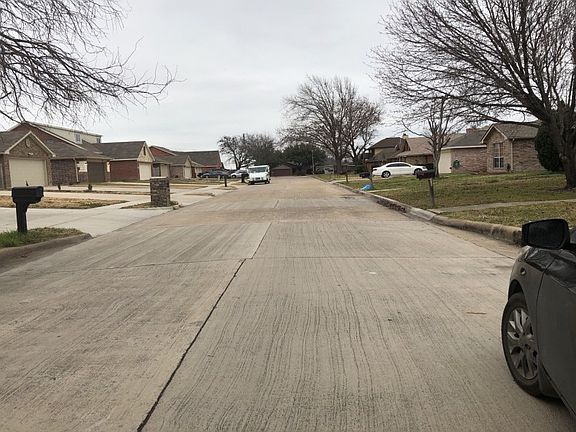 4th image of 1152 Meadows Dr