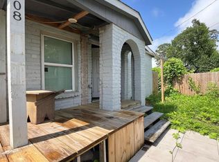 6908 Larkstone St, Houston, TX 77028