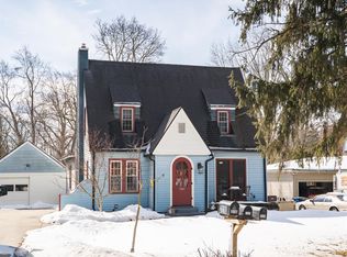 3121 Dexter Rd, Ann Arbor, MI 48103