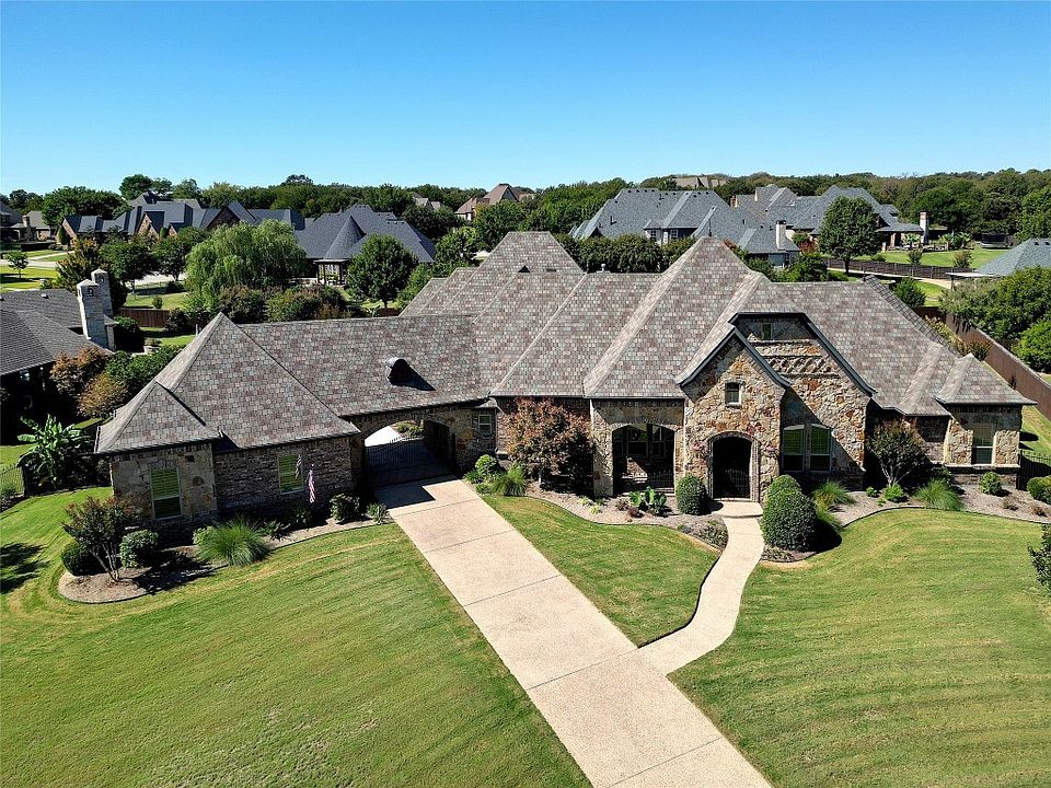 1st image of 1110 Sawgrass Ct