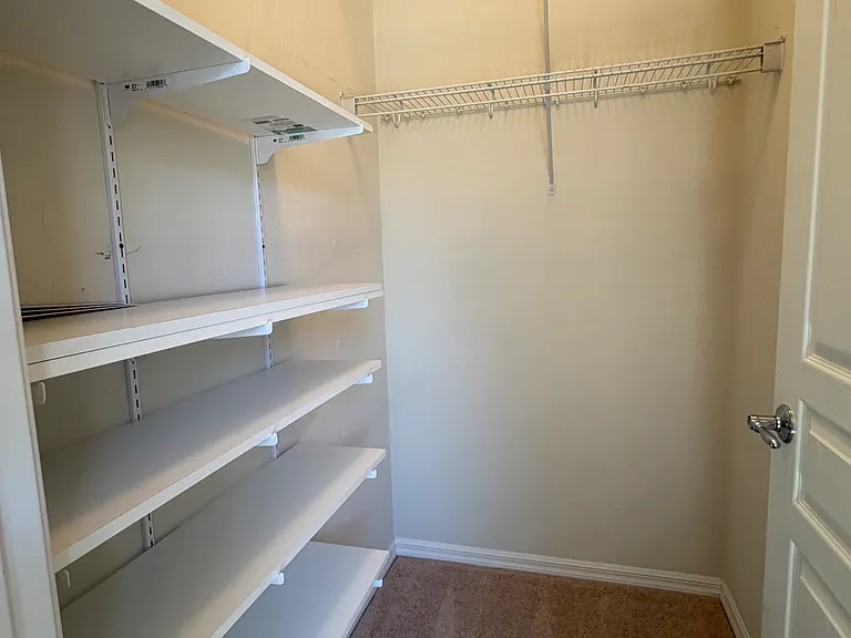 1072 Bunkhouse Ct — Photo 20