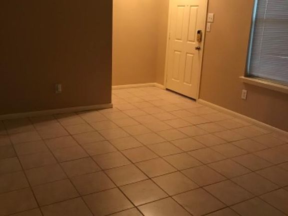 2nd image of 1535 Chandler Park Ln