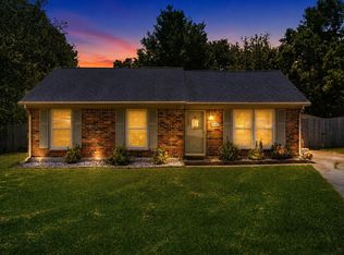 3456 Smoky Mountain Dr, Lexington, KY 40515