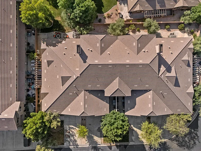 N Coral Ridge Dr — Photo 34