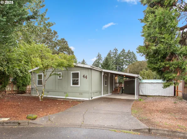 300 S Everest St Unit 44, Newberg, OR 97132