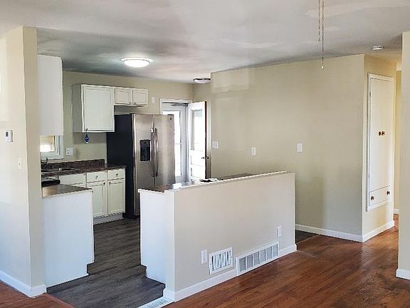 5th image of 315 N 8th St