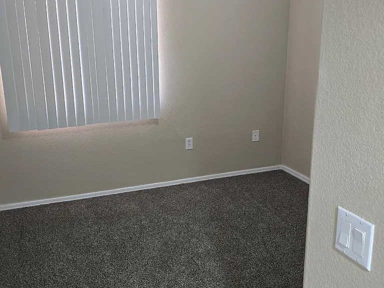351 E Pearl St #202 — Photo 9