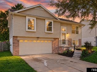 3203 Blackhawk Dr, Bellevue, NE 68123