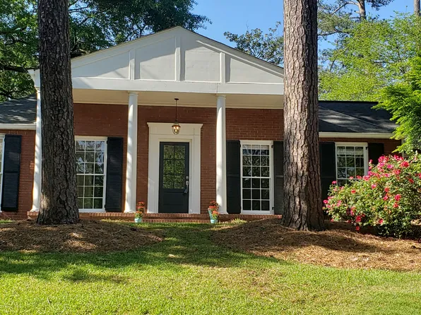 450 Pine Forest Rd, Sandy Springs, GA 30342