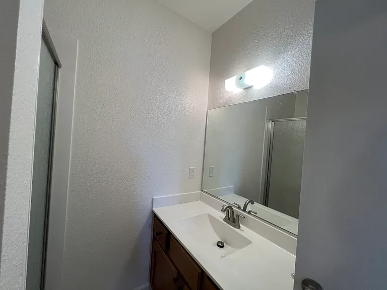 1443 Parker Ave — Photo 22