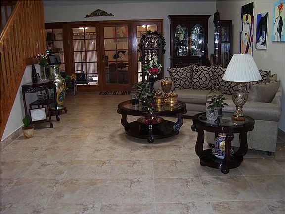4th image of 8832 NW 150th St