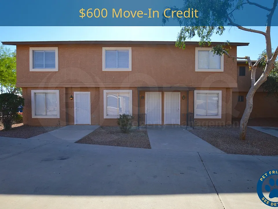 1418 E Knoll Cir #2