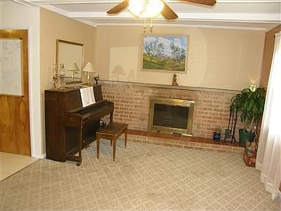 3rd image of 684 Cypress Ct