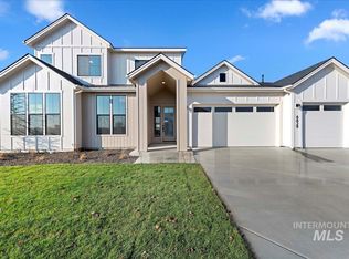 6829 N Valley Breeze Ave, Meridian, ID 83646