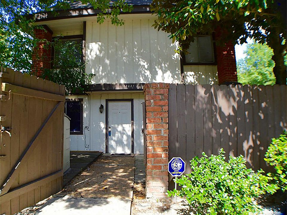 1st image of 12021 Greenwood Forest Dr