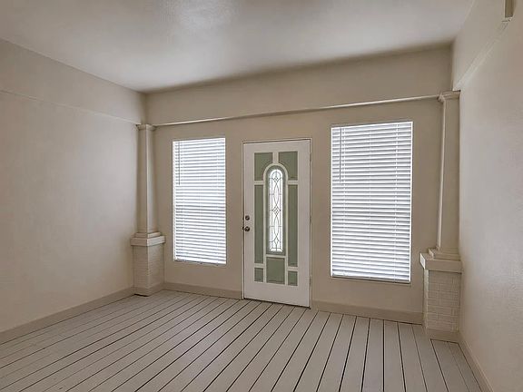 3rd image of 2145 Cherry St